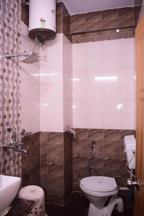 Ds Residency Home Stay Варанаси Экстерьер фото